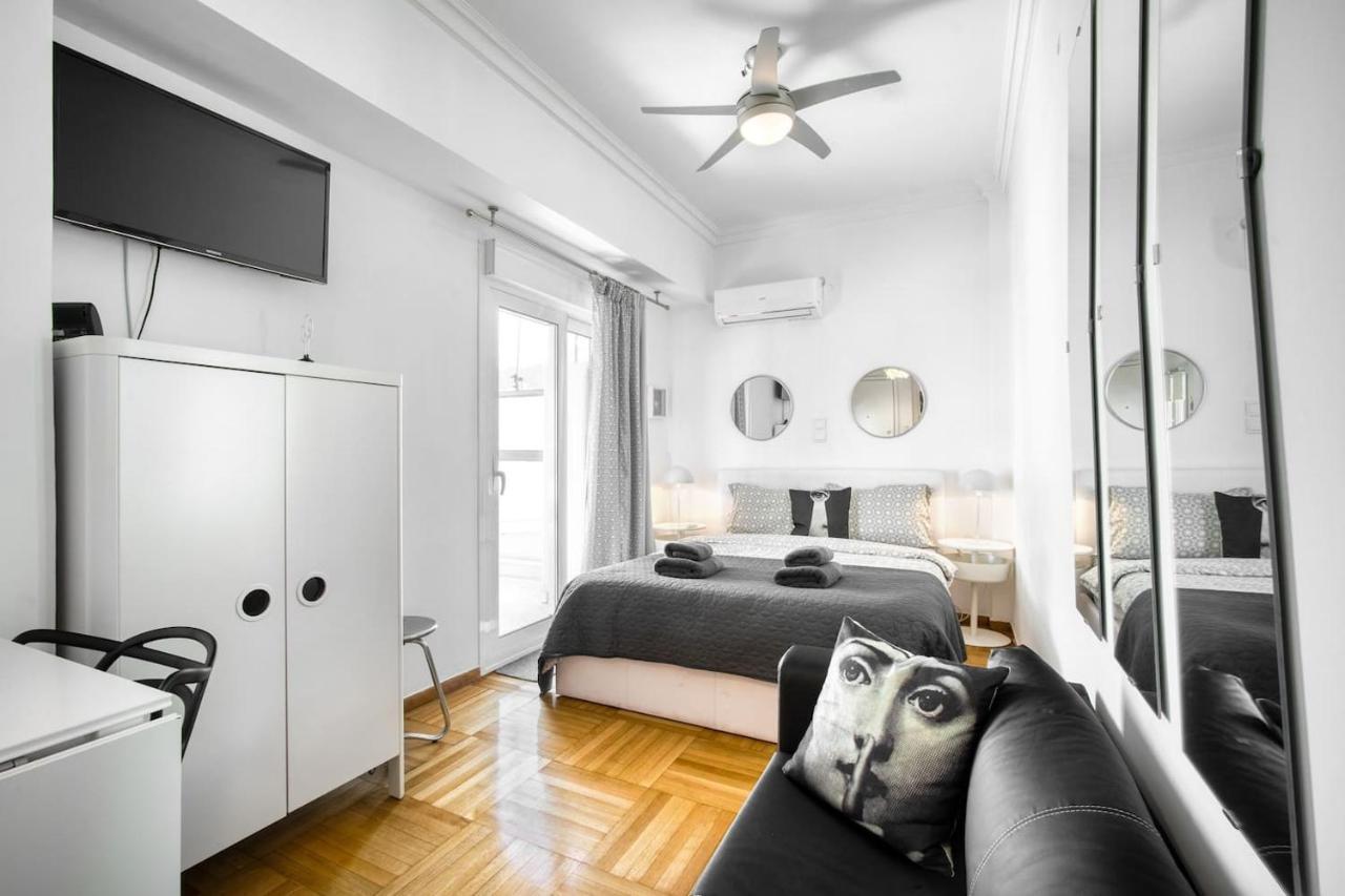 The Cactus Apartment With Large Sunny Balcony Athens Ngoại thất bức ảnh